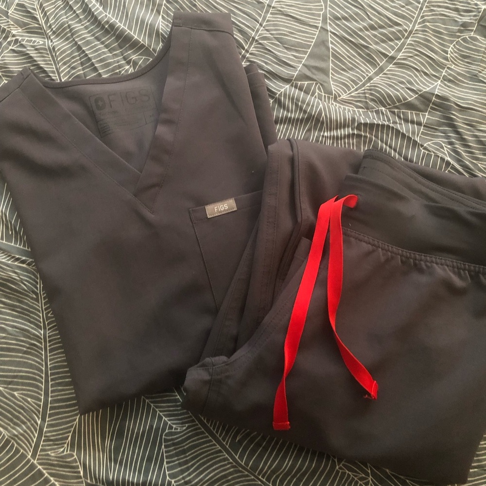 Figs Dark grey Scrub Top & Pants with Red Drawstring